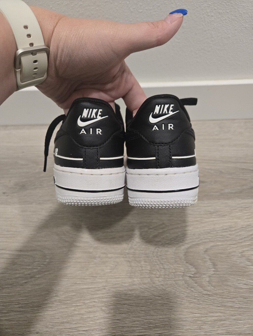 Nike Air Force 1 Low Black/White Sneakers - Picture 3 of 7